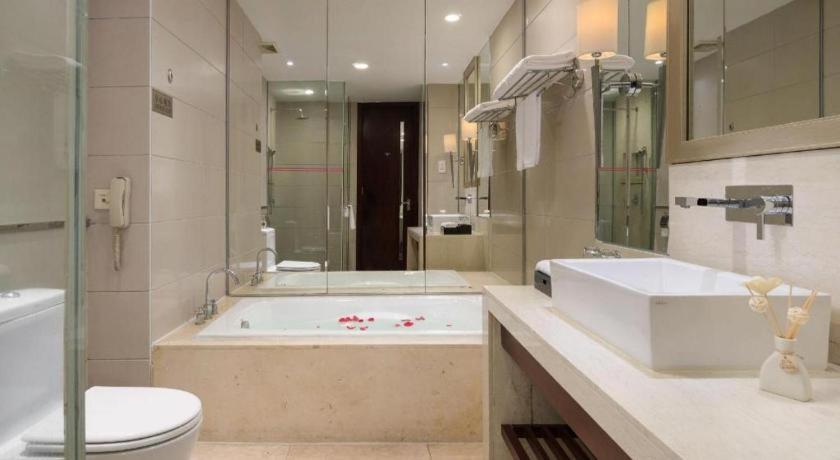 Leisure Hotel Dongguan (Guangdong) Exterior foto